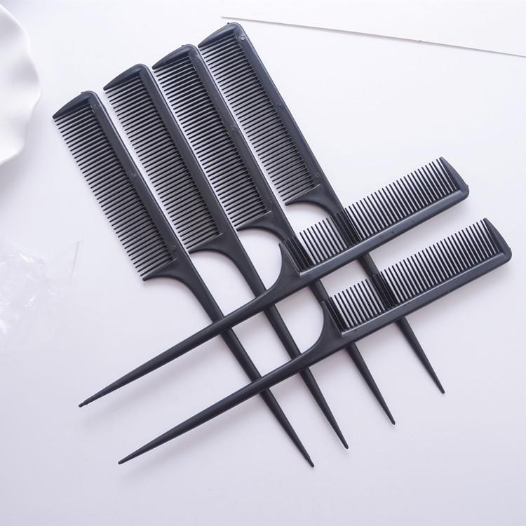 Black Tail Comb